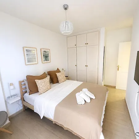 Home2book Lighthouse Stunning Sea View Apartment